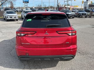 2024  Outlander ES S-AWC...In Stock and Ready to go! Buy Today! in Whitby, Ontario - 6 - w320h240px