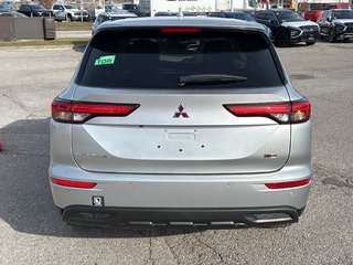 2024  Outlander ES S-AWC...In Stock and Ready to Go.. Buy Today! in Whitby, Ontario - 6 - w320h240px