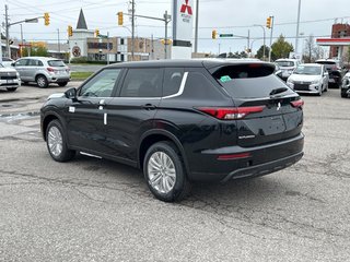2024  Outlander ES S-AWC...In Stock and Ready to Go.. Buy Today! in Whitby, Ontario - 5 - w320h240px