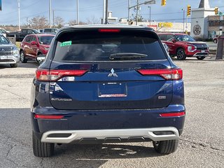 2024  Outlander GROUNDED DEMO!! SAVE $$$!! ONLY 8,818 KMS!! in Whitby, Ontario - 6 - w320h240px