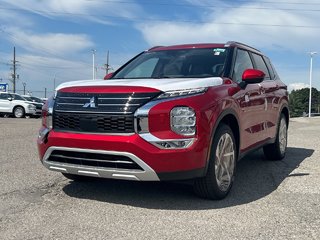 2024  Outlander SEL S-AWC...In Stock and Ready to Go...Call Today! in Whitby, Ontario - 3 - w320h240px