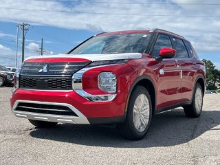 2024  Outlander LE S-AWC...In Stock and Ready to Go! Buy Today! in Whitby, Ontario - 3 - w320h240px