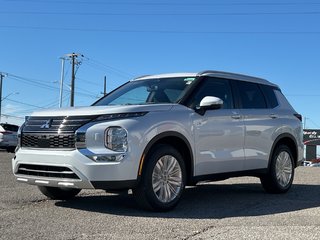 2024  Outlander LE S-AWC...In Stock and Ready to Go! Buy Today! in Whitby, Ontario - 4 - w320h240px