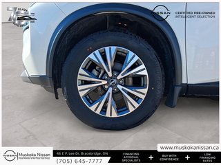 2023 Nissan Rogue SV Moonroof