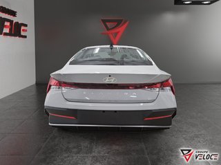 Hyundai Elantra Preferred IVT w-Tech Pkg 2026 à Rivière-du-Loup, Québec - 6 - w320h240px