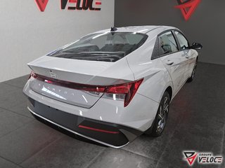 Hyundai Elantra Preferred IVT w-Tech Pkg 2026 à Rivière-du-Loup, Québec - 5 - w320h240px