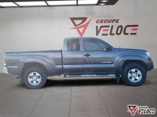 2012 Toyota Tacoma ACCESS CAB *MANUAL, 4 CYL, GREAT SHAPE* in Riviere-du-Loup, Quebec - 4 - w320h240px