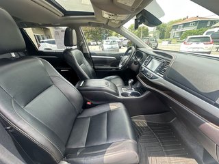 2018 Toyota Highlander XLE AWD 7 passagers CUIR TOIT in St-Jean-Sur-Richelieu, Quebec - 3 - w320h240px
