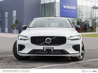 Volvo S60 Recharge T8 eAWD PHEV Ultimate Dark Theme Moteur à 4 cylindres 2.0l 4 roues motrices 2024