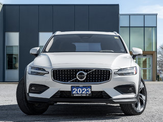 2023 Volvo V60 Cross Country B5 AWD PLUS  WAGON CPO FINANCE RATE from 3.24%* 4 Cylinder Engine  AWD