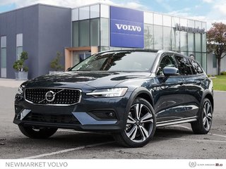 Volvo V60 Cross Country B5 AWD Plus Moteur à 4 cylindres 2.0l 4 roues motrices 2024
