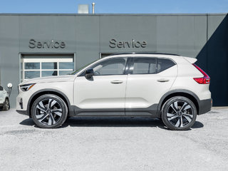 2025 Volvo XC40 B5 AWD Plus Dark Theme  NEARY NEW  CPO 4 Cylinder Engine  AWD