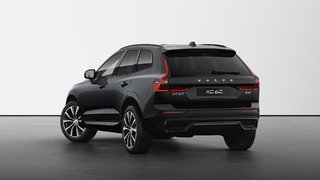 Volvo XC60 B5 AWD Plus Dark Theme Moteur à 4 cylindres 2.0l 4 roues motrices 2025