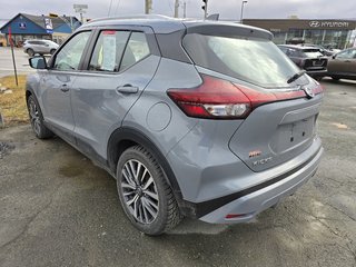 2021  KICKS SV in Magog, Quebec - 3 - w320h240px