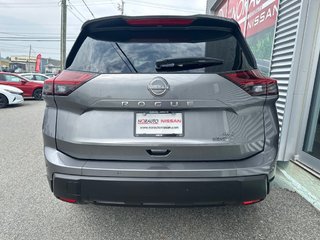 2025 Nissan Rogue SV PREMIUM in Amos, Quebec - 5 - w320h240px