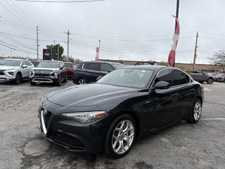 2018 Alfa Romeo GIULIA TI   AWD   HARMAN/KARDON   PANO   BLIND SPOT in Oakville, Ontario - 4 - w320h240px