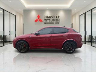 2019 Alfa Romeo Stelvio QUADRIFOGLIO   AWD   CARBON   505 HP in Oakville, Ontario - 5 - w320h240px