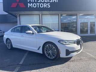 2022 BMW 5 Series 530I   X DRIVE   SUNROOF   NAV   BLIND SPOT in Oakville, Ontario - 2 - w320h240px