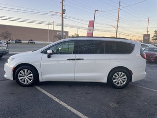 2021 Chrysler Grand Caravan SE   7 PASSENGER   BU CAM   CRUISE   U CONNECT in Oakville, Ontario - 5 - w320h240px