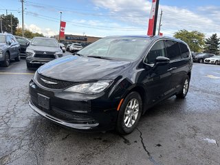 2024 Chrysler Grand Caravan SXT   POWER DOORS   STOW N GO   NAV   BU CAM in Oakville, Ontario - 4 - w320h240px