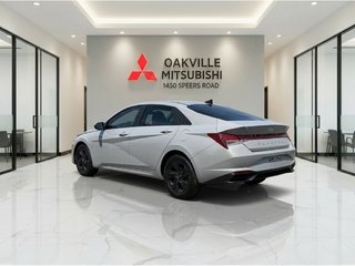 2023 Hyundai Elantra PREFERRED   SUNROOF   HTD SEATS   CARPLAY in Oakville, Ontario - 6 - w320h240px