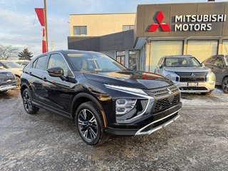2024 Mitsubishi Eclipse Cross SE   S-AWC   CPO   RATES AS LOW AS 0.90% in Oakville, Ontario - 2 - w320h240px