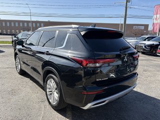 2022 Mitsubishi Outlander SE   S-AWC   7 PASS   PANO   CARPLAY   BLIND SPOT in Oakville, Ontario - 6 - w320h240px