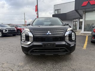 2022 Mitsubishi Outlander ES   S-AWC   CARPLAY   BU CAM   7 PASS in Oakville, Ontario - 3 - w320h240px