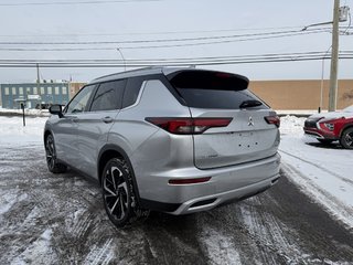 2023 Mitsubishi Outlander LE   S-AWC   RATES AS LOW AS 0.90 %   PANO   NAV in Oakville, Ontario - 6 - w320h240px