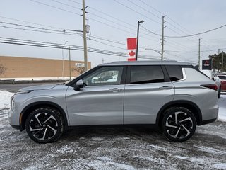 2023 Mitsubishi Outlander LE   S-AWC   RATES AS LOW AS 0.90 %   PANO   NAV in Oakville, Ontario - 5 - w320h240px
