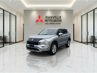 2023 Mitsubishi Outlander SE   S-AWC   CPO   RATES AS LOW AS 0.90% in Oakville, Ontario - 3 - w320h240px