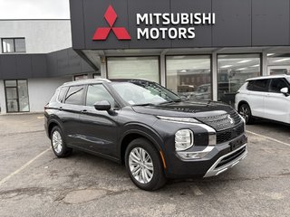 2024 Mitsubishi Outlander LE   S-AWC   7 PASS   NAV   360 CAM   HTD SEATS in Oakville, Ontario - 2 - w320h240px