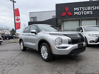 2024 Mitsubishi Outlander ES   CPO   S-AWC   7 PASS   CARPLAY   BLIND SPOT in Oakville, Ontario - 2 - w320h240px