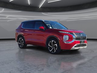2024 Mitsubishi Outlander GT in Oakville, Ontario - 2 - w320h240px