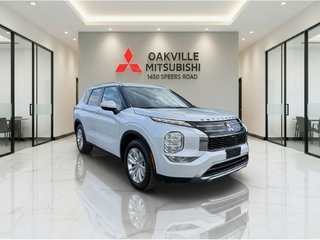 2025 Mitsubishi Outlander SE   S-AWC   7 PASS   PANO   CARPLAY   BLIND SPOT in Oakville, Ontario - 2 - w320h240px