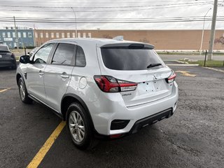2024 Mitsubishi RVR SE   AWC   BLIND SPOT   HTD SEATS   CARPLAY in Oakville, Ontario - 6 - w320h240px