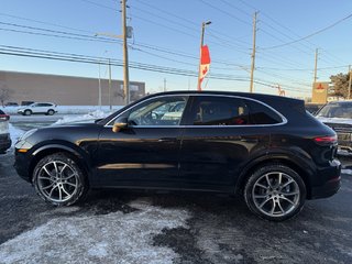 2021 Porsche Cayenne AWD   NAV   CARPLAY   PANO   CLEAN CARFAX in Oakville, Ontario - 5 - w320h240px