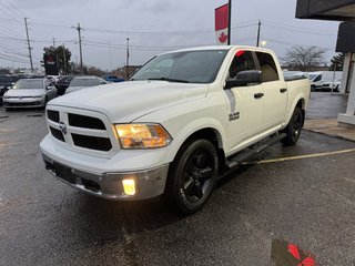 2016  1500 CREW CAB OUTDOORSMAN   V6   LOADED   TONNEAU COVER in Oakville, Ontario - 4 - w320h240px
