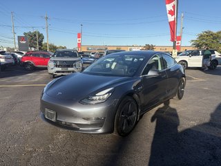 2018 Tesla Model 3 LONG RANGE   ELECTRIC   ROOF   LOW KM in Oakville, Ontario - 4 - w320h240px