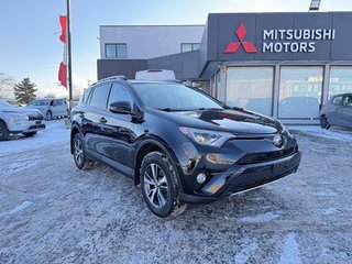 2018 Toyota RAV4 AWD   XLE   BU CAM   SUNROOF   HTD SEATS in Oakville, Ontario - 2 - w320h240px