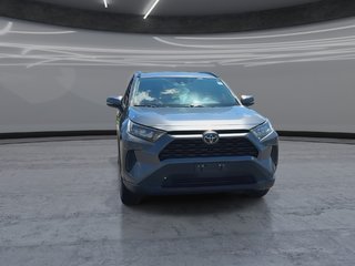 2021 Toyota RAV4 LE in Oakville, Ontario - 3 - w320h240px