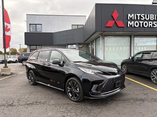 2025 Toyota Sienna XSE   HYBRID   7 PASS   ONLY 24 KM   POWER DOOR in Oakville, Ontario - 2 - w320h240px