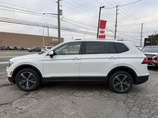 2021 Volkswagen Tiguan Highline 2.0T 8sp at w/Tip 4M in Oakville, Ontario - 5 - w320h240px