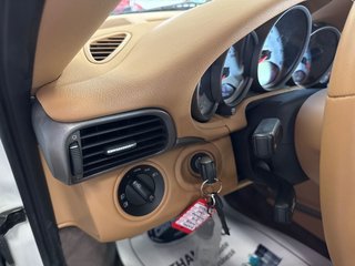 2007 Porsche 911 CARRERA4 in Saint-Jean-Sur-Richelieu, Quebec - 3 - w320h240px