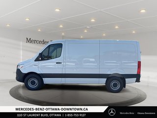 2025 Mercedes-Benz ESprinter 144 Wheelbase Standard Roof RWD