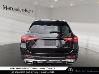 2026 Mercedes-Benz GLC Plug-in Hybrid 350e 4MATIC