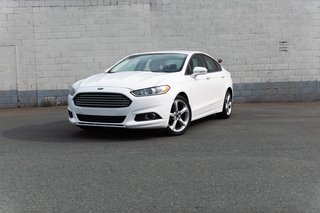 2016 Ford Fusion SE FWD