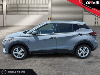 2022 Nissan Kicks S CVT