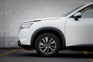 2022 Nissan Pathfinder S