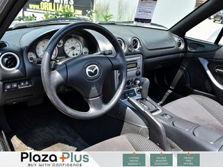 2004 Mazda MX-5 Miata Cloth